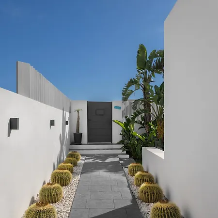 4-bedroom Modern With Sea View Villa *